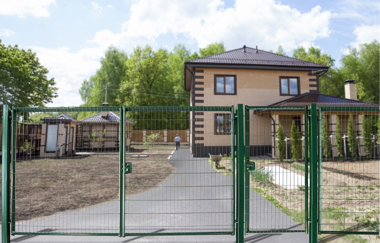 Grand Line: Ворота распашные Medium New Lock 2,03x4,0, цвет Ral 6005